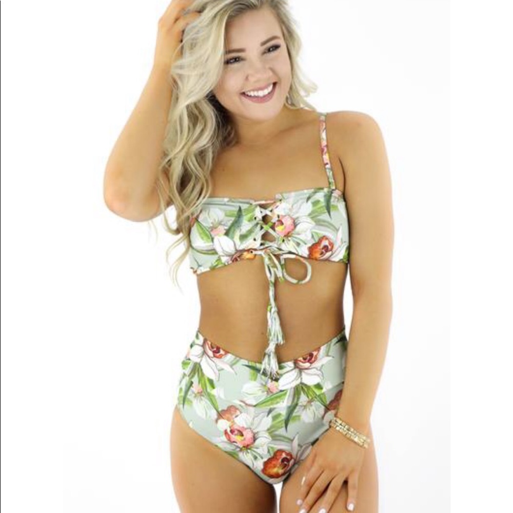 Tropical print high waist scrunch butt bikini